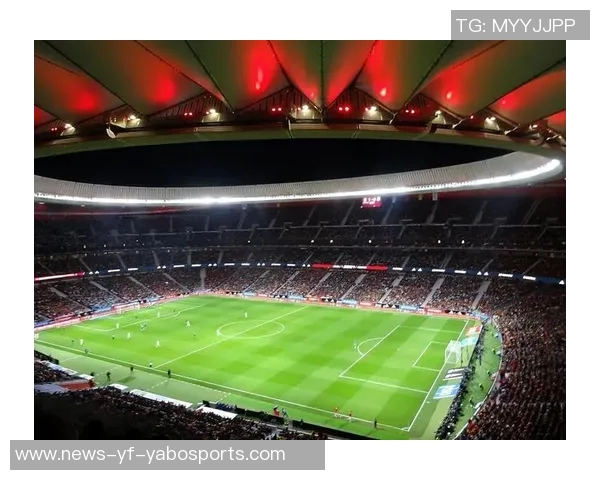 传奇圣克鲁斯44岁再战绿茵场开启生涯第28季去年32场贡献4球