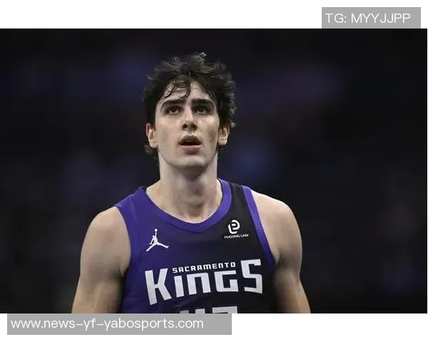 国王主帅称赞雷诺换防能力与考德威尔搭档提升球队表现