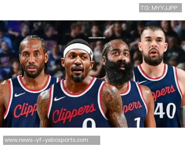 快船今日训练精彩瞬间小卡持球卢指导跑位哈登投篮比尔运球展现默契 快船今日训练精彩瞬间小卡持球卢指导跑位哈登投篮比尔运球展现默契